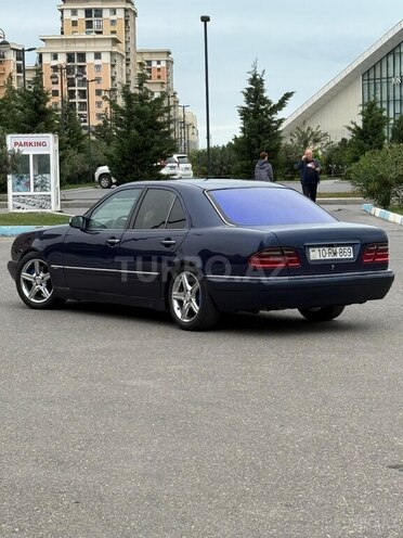 Mercedes E 300 1998, 243,000 km - 3.0 l - Sumqayıt