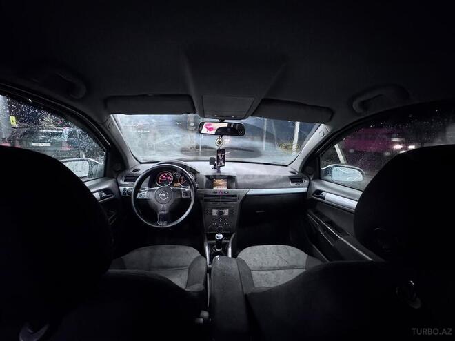 Opel Astra 2006, 424,000 km - 1.3 l - Bakı