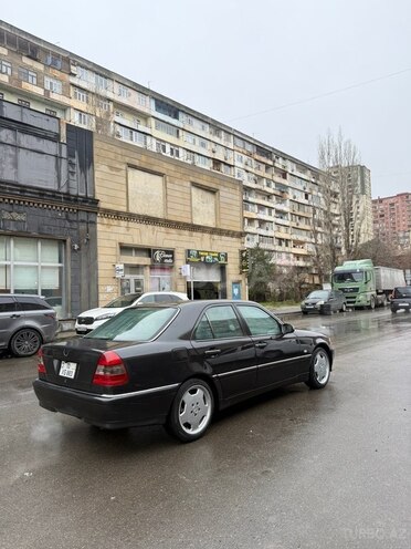 Mercedes C 200 1995, 380,000 km - 2.0 l - Bakı