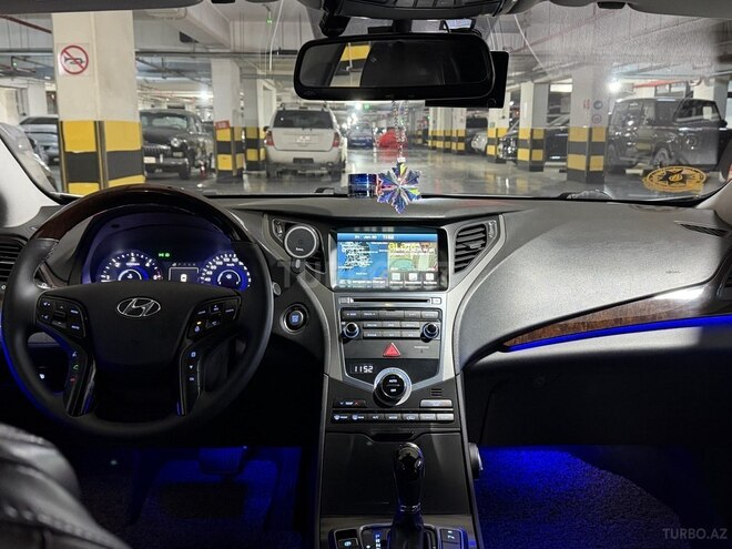 Hyundai Grandeur 2015, 206,000 km - 2.2 l - Bakı
