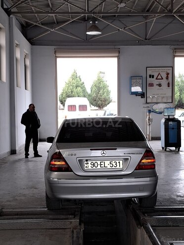 Mercedes C 200 2000, 275,000 km - 2.0 l - Gəncə