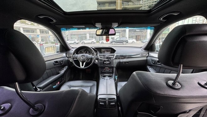 Mercedes E 250 4MATIC 2012, 234,000 km - 2.1 l - Bakı