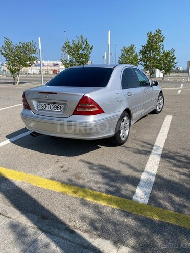 Mercedes C 200-12