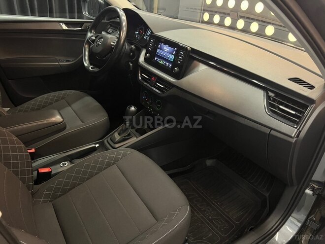 Skoda Rapid-11