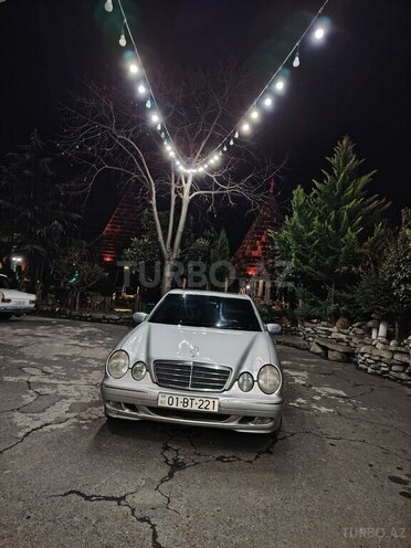 Mercedes E 240 1997, 281,491 km - 2.4 l - Qax