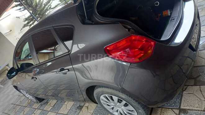 Opel Astra 2011, 213,000 km - 1.4 л - Bakı
