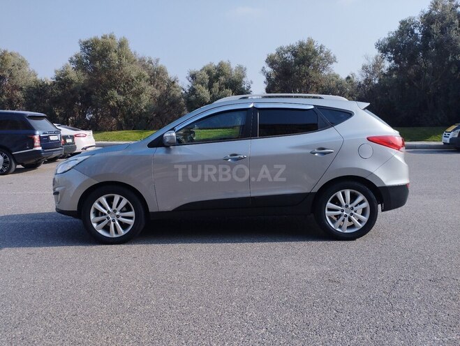 Hyundai Tucson 2011, 179,478 km - 2.0 l - Bakı