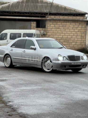 Mercedes E 320 2000, 500,000 km - 3.2 l - Gəncə
