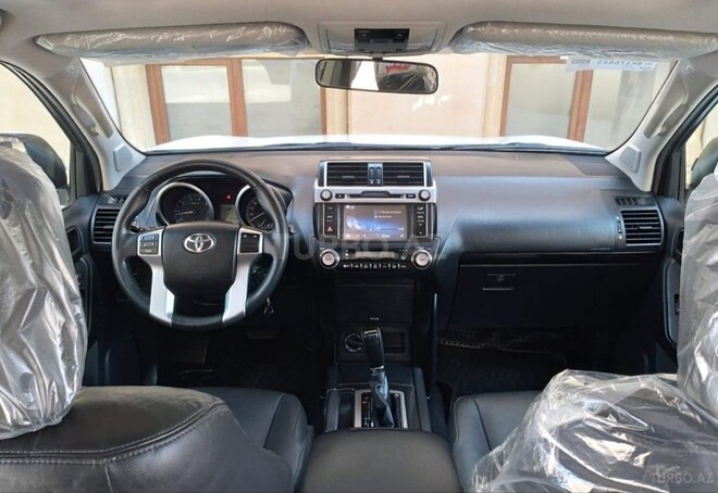 Toyota Land Cruiser Prado 2014, 175,000 km - 2.7 л - Bakı