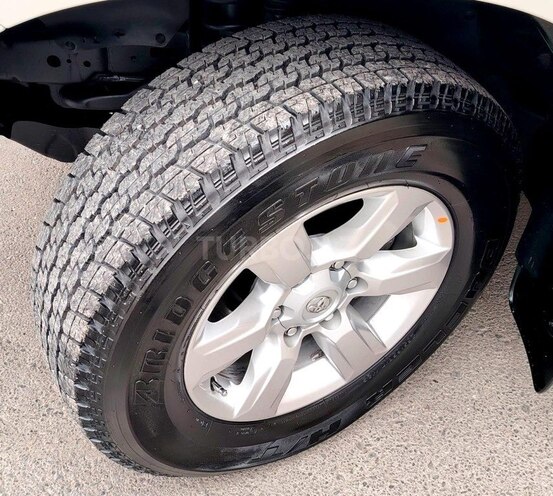 Toyota Land Cruiser Prado 2014, 175,000 km - 2.7 л - Bakı