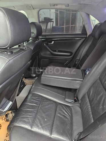 Audi A4-14
