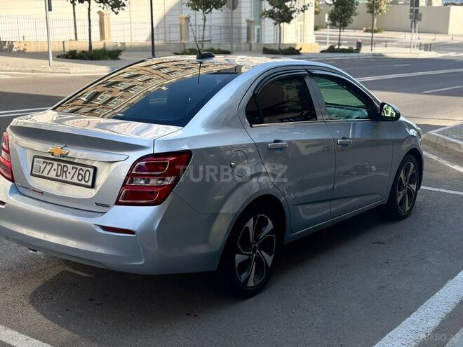 Chevrolet Aveo-4