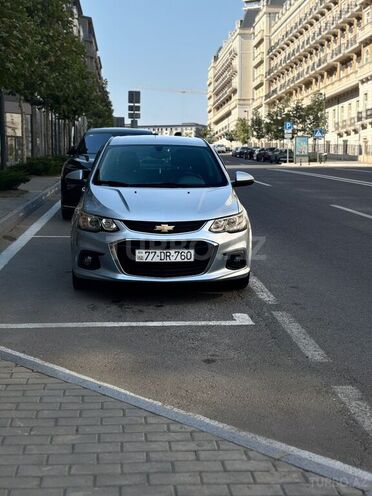 Chevrolet Aveo-6