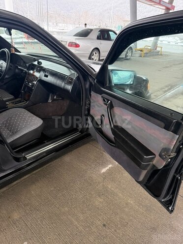 Mercedes C 180 1995, 430,000 km - 1.8 l - Qəbələ