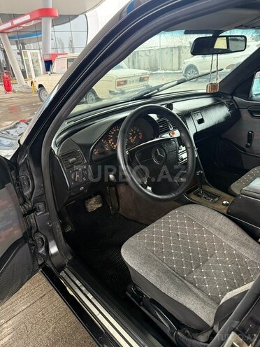 Mercedes C 180 1995, 430,000 km - 1.8 l - Qəbələ