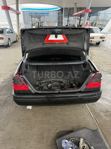 Mercedes C 180 1995, 430,000 km - 1.8 l - Qəbələ