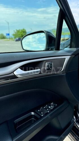 Ford Fusion (North America) 2019, 132,000 km - 1.5 l - Qax