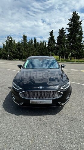 Ford Fusion (North America) 2019, 132,000 km - 1.5 l - Qax
