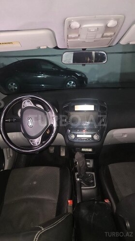 Kia  2008, 395,551 km - 1.6 l - Bakı