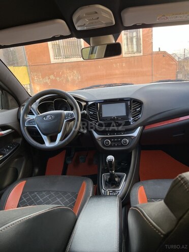 LADA (VAZ) Vesta Cross-8