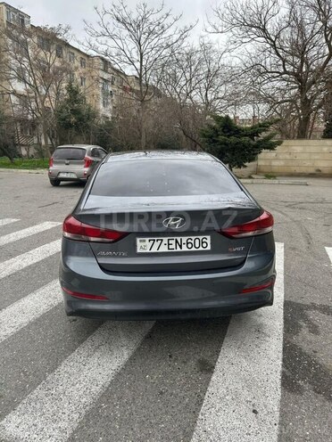 Hyundai Avante 2016, 215,000 km - 1.6 l - Bakı