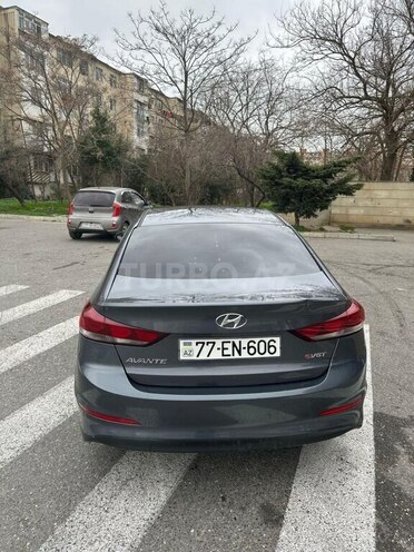 Hyundai Avante 2016, 215,000 km - 1.6 l - Bakı
