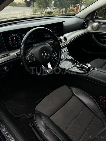 Mercedes E 200 d 2017, 267,500 km - 2.0 l - Bakı