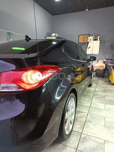 Hyundai Elantra 2011, 250,000 km - 1.8 l - Mingəçevir