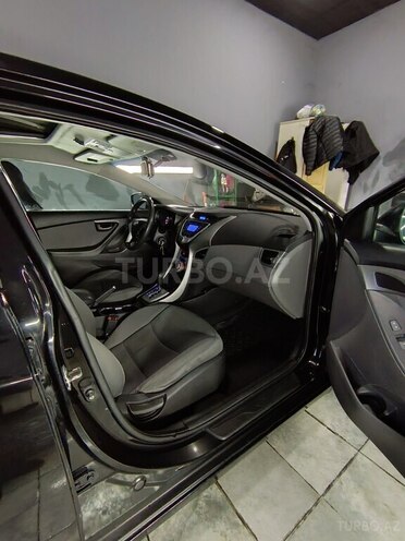Hyundai Elantra 2011, 250,000 km - 1.8 l - Mingəçevir