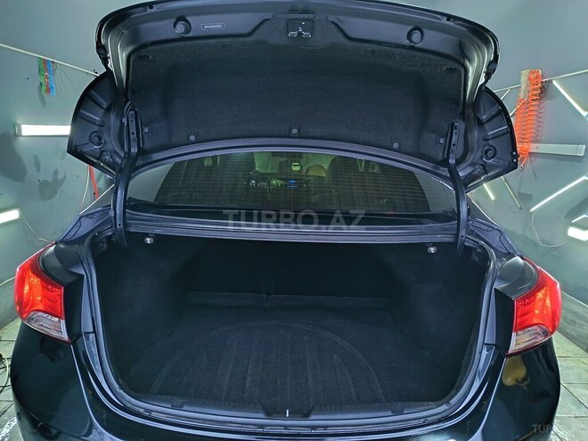 Hyundai Elantra 2011, 250,000 km - 1.8 l - Mingəçevir