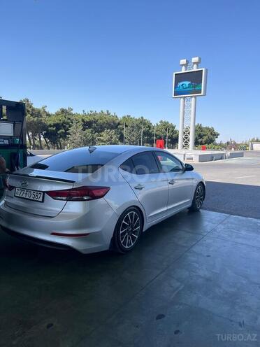 Hyundai Elantra 2017, 225,308 km - 1.6 l - Bakı