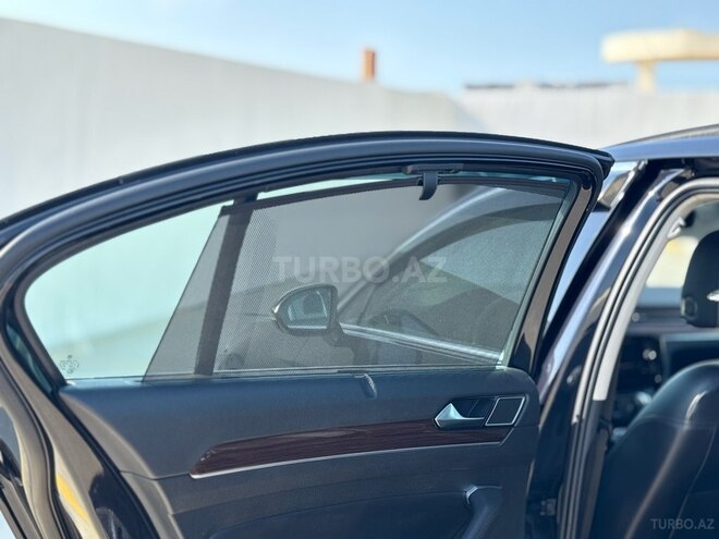 Volkswagen Passat 2017, 107,000 km - 1.8 л - Bakı