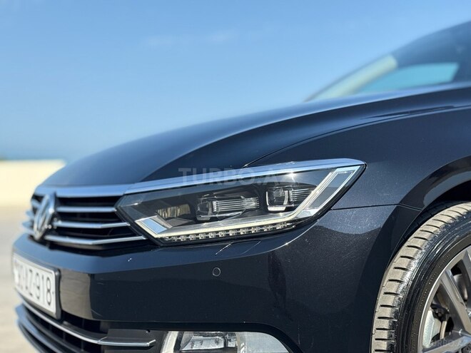 Volkswagen Passat 2017, 107,000 km - 1.8 л - Bakı
