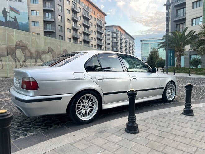 BMW 528 2000, 369,294 km - 2.8 л - Bakı