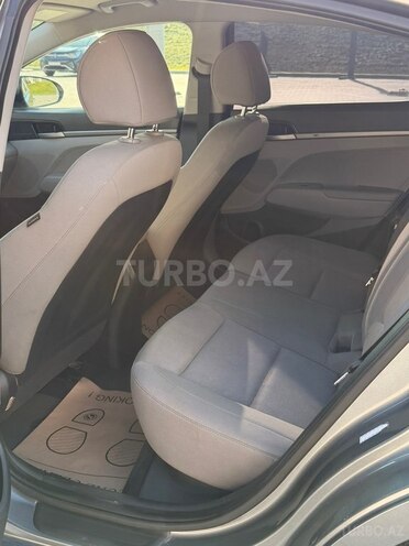Hyundai Elantra 2017, 247,437 km - 2.0 л - Bakı