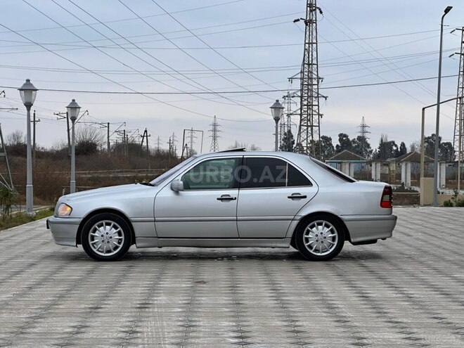 Mercedes C 230 1999, 175,000 km - 2.3 л - Saatlı
