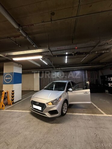 Hyundai Accent 2018, 141,622 km - 1.6 l - Bakı