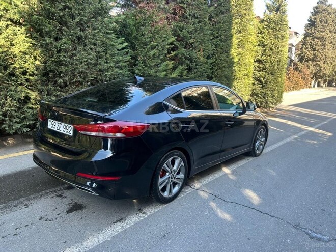 Hyundai Elantra 2017, 172,704 km - 2.0 l - Bakı
