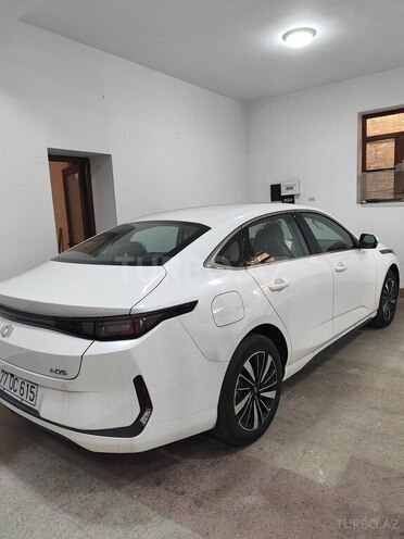 Changan Qiyuan A05-4