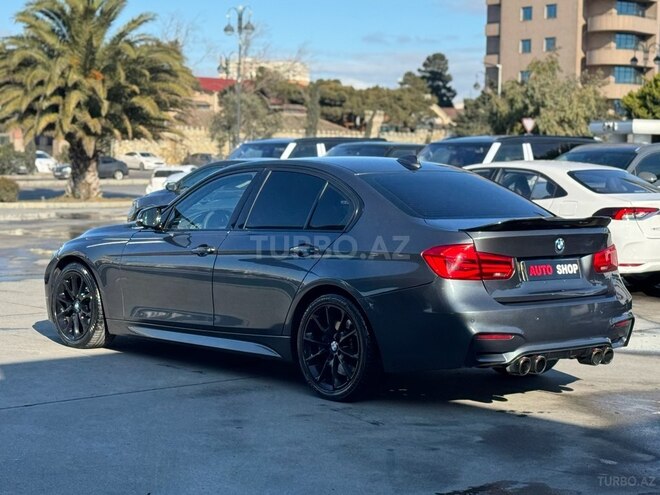 BMW 330-7