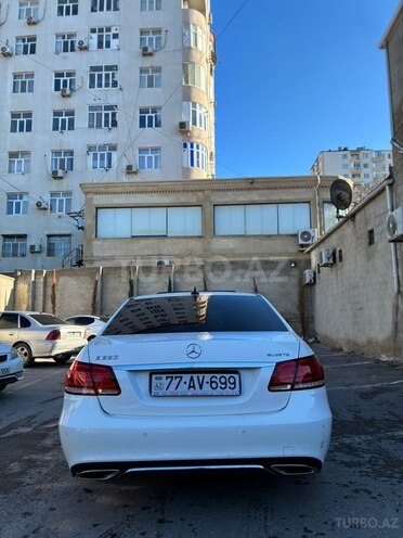 Mercedes E 220 2015, 255,000 km - 2.1 l - Xırdalan