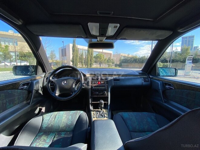 Mercedes E 240 1998, 413,651 km - 2.4 l - Bakı
