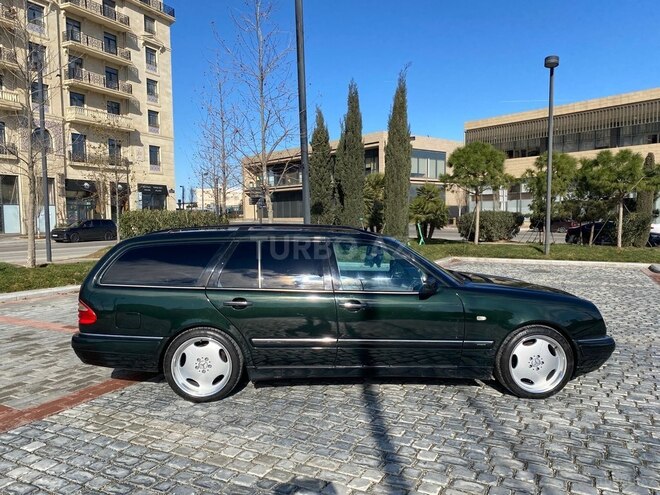 Mercedes E 240 1998, 413,651 km - 2.4 l - Bakı