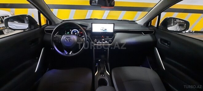 Toyota Corolla Cross 2024, 13,000 km - 2.0 l - Bakı