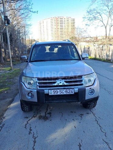 Mitsubishi Pajero 2007, 271,000 km - 3.0 l - Bakı