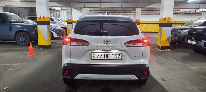 Toyota Corolla Cross 2024, 13,000 km - 2.0 l - Bakı