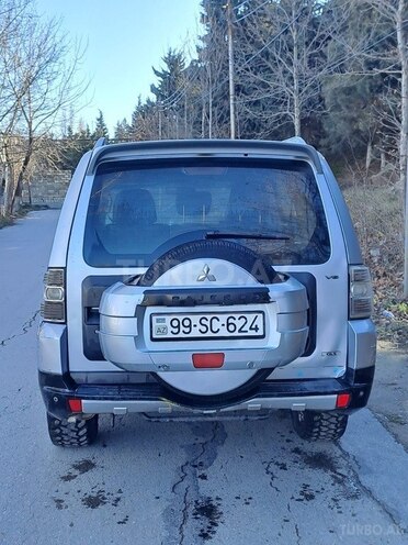 Mitsubishi Pajero 2007, 271,000 km - 3.0 l - Bakı