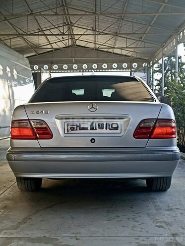 Mercedes E 240 2000, 183,708 km - 2.4 l - Sabirabad