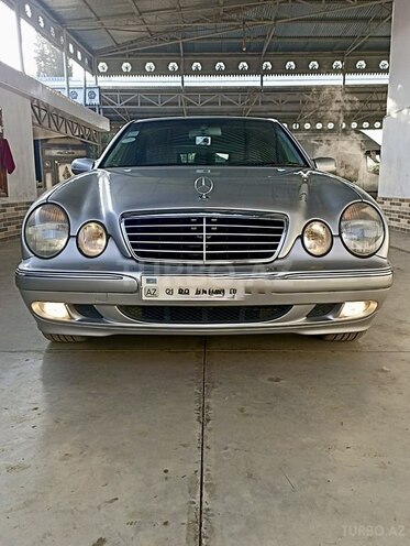 Mercedes E 240 2000, 183,708 km - 2.4 l - Sabirabad