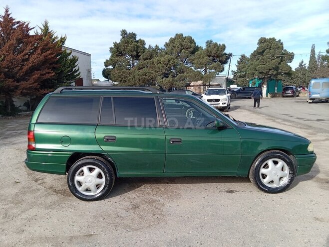 Opel Astra 1995, 555,000 km - 1.6 л - Bakı